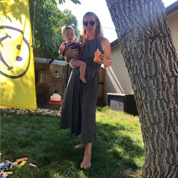 Meet your Posher, Linds - Picture 1 of 3